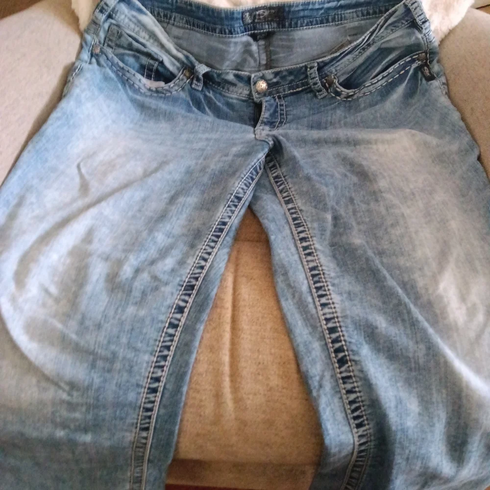 Capris - Picture 2 of 2
